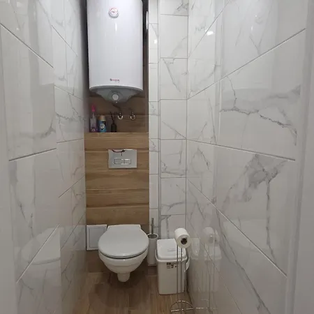 Three-room In The Center Of Apartman